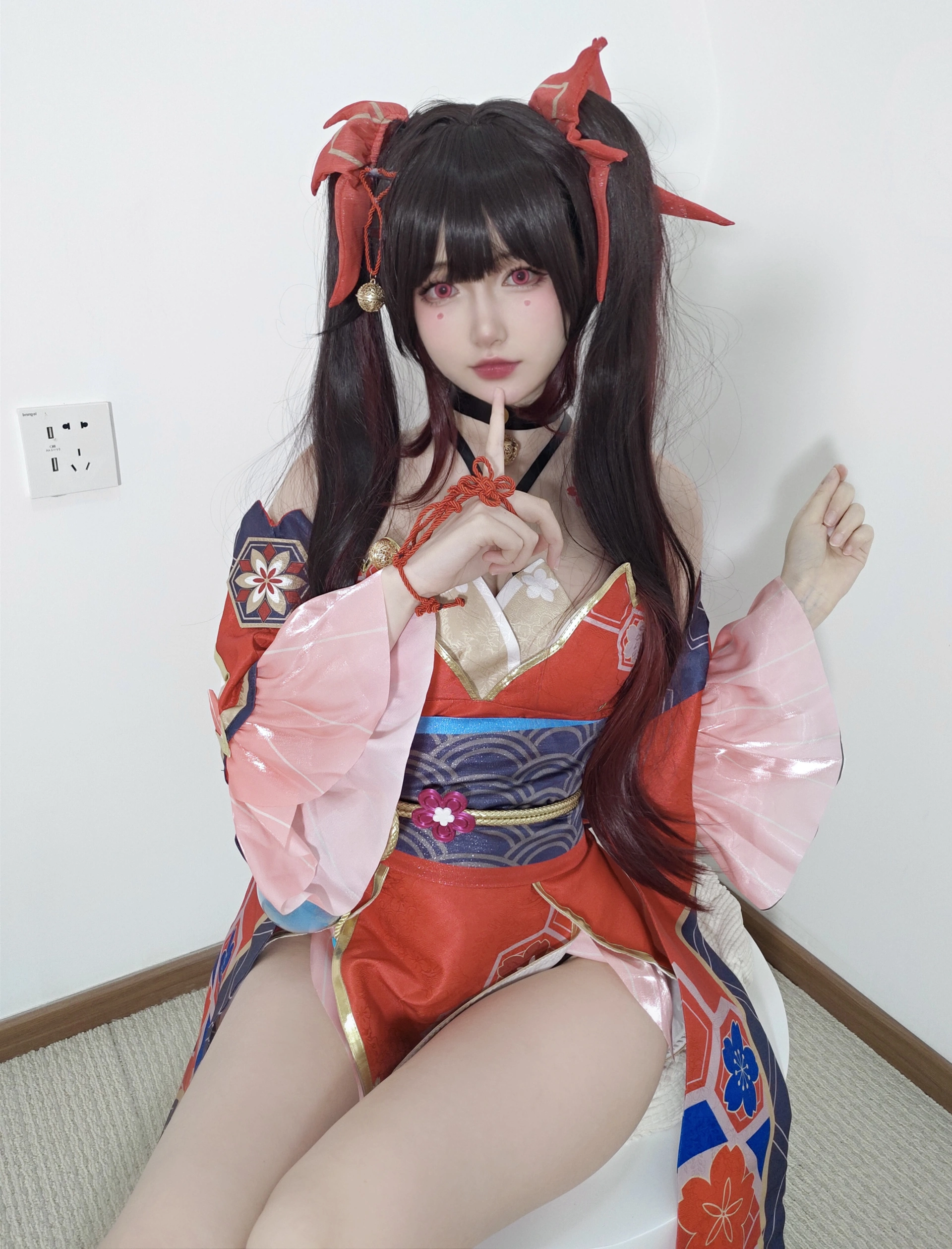 迷之呆梨《花火》红蓝和风造型Cosplay写真