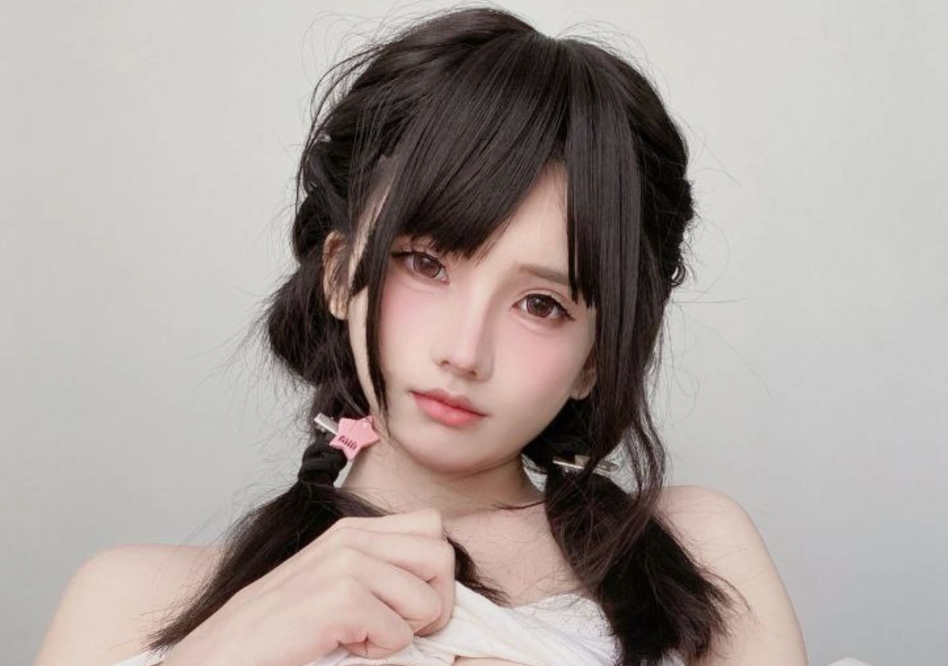 二阶堂牛仔热裤写真:随手一拍也很有街头感插图 二阶堂牛仔热裤写真:随手一拍也很有街头感插图