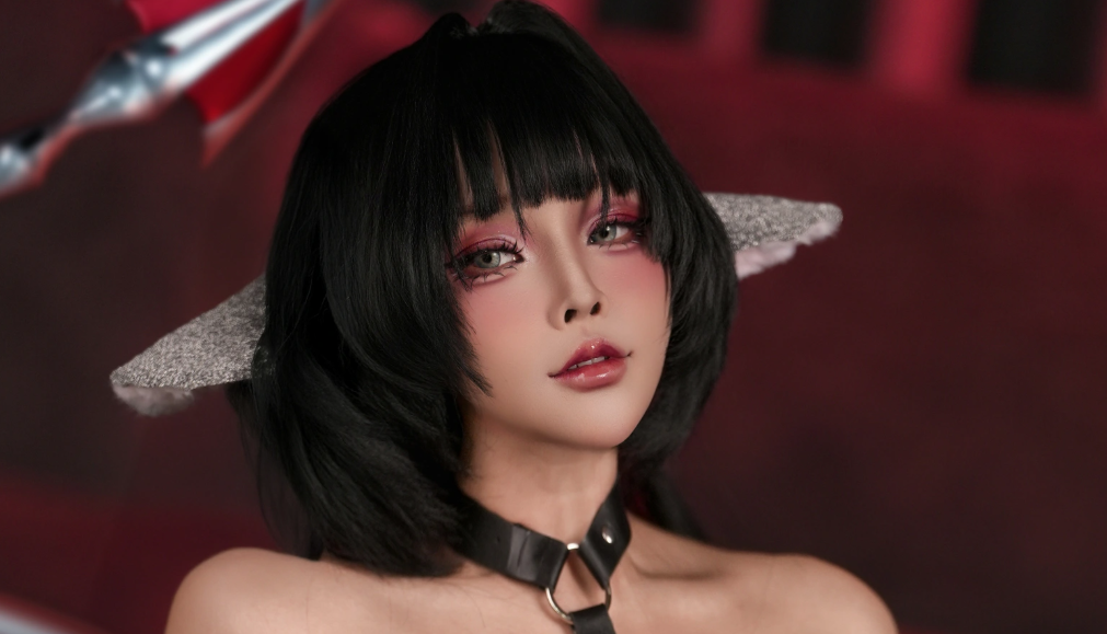 Sayo Momo《Jane Doe》:短发哥特造型的室内写真插图1 Sayo Momo《Jane Doe》:短发哥特造型的室内写真插图1